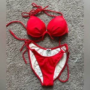 JAMYE SHAW pageant and competition RED BIKINI 💫 gently used size S